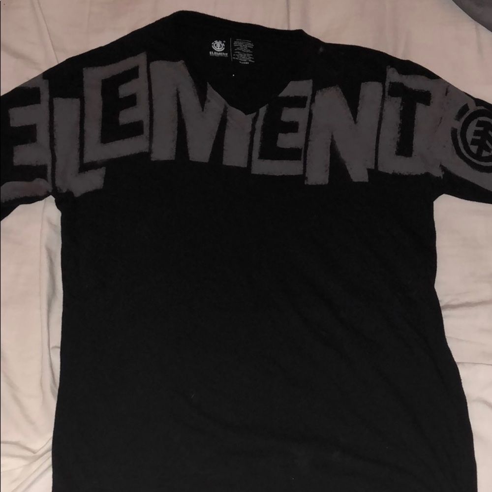 XL Black Element V-Neck Shirt